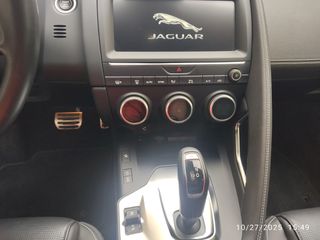 Jaguar E-Pace 2019 R Dynamic P 250 AWD-thumb-16