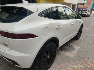 Jaguar E-Pace 2019 R Dynamic P 250 AWD-thumb-4