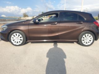 Mercedes-Benz A 160 2015 CDI DIESEL-thumb-7