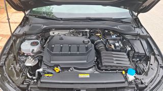 Volkswagen Golf 2021 2.0 TDI DSG-thumb-16