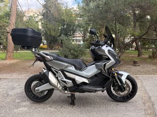 Honda X-ADV 2019 X-ADV 750 DCT ABS TOP BOX