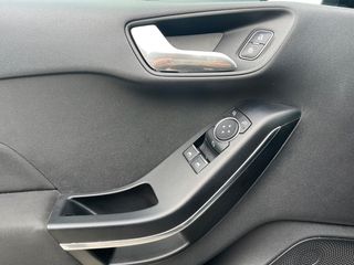 Ford Fiesta 2019-thumb-11