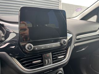 Ford Fiesta 2019-thumb-13