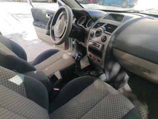 Renault Megane 2003 MEGANE 1.4 16V-thumb-3