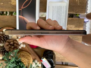 IPHONE 16 PRO MAX-thumb-5