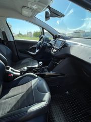 Peugeot 2008 2015-thumb-23