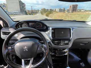 Peugeot 2008 2015-thumb-27