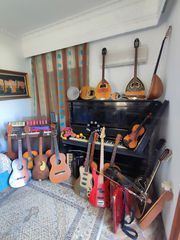 Διάφορα μουσικά οργανα