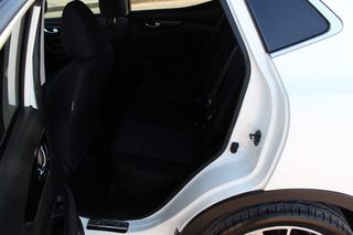 Nissan Qashqai 2016 automatic 1.6 dci-thumb-23
