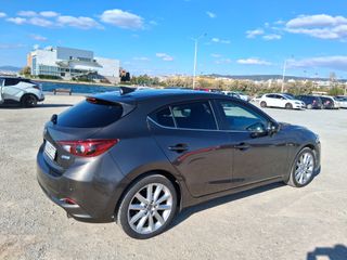 Mazda 3 2017 Skyactive 1500cc diesel 105 hp Full Extra-thumb-6