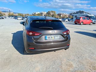 Mazda 3 2017 Skyactive 1500cc diesel 105 hp Full Extra-thumb-8