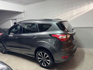 Ford Kuga 2019 ST LINE DIESEL-thumb-1