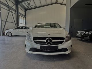 Mercedes-Benz A 160 2018-thumb-1