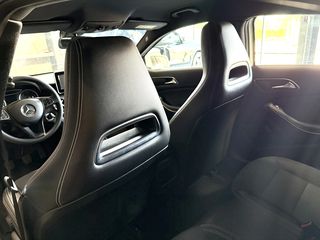 Mercedes-Benz A 160 2018-thumb-14