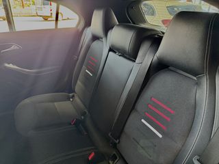 Mercedes-Benz A 160 2018-thumb-15