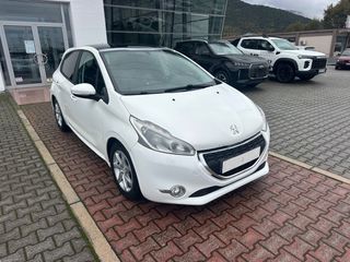 Peugeot 208 2012