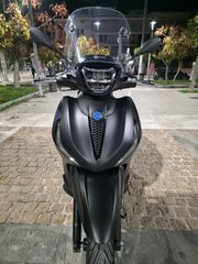 Piaggio Beverly 400 2024 HPE Deep Black Εγγύηση εως 11/28