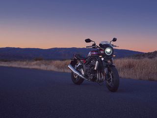 Honda CB 1000 2026 CB1000F MY26-thumb-32