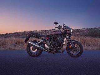 Honda CB 1000 2026 CB1000F MY26-thumb-33