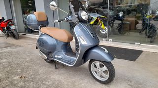 Vespa GTS 300 2017-thumb-2