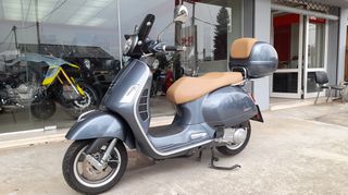 Vespa GTS 300 2017-thumb-3