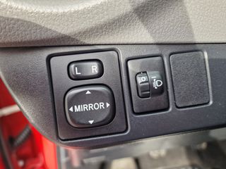 Toyota Yaris 2018 1.0 (69H) VVTI-thumb-10