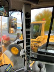 Φορτωτής Με Λάστιχα Volvo 2008 L120F-thumb-12