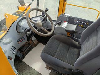 Φορτωτής Με Λάστιχα Volvo 2002 L120E-thumb-10
