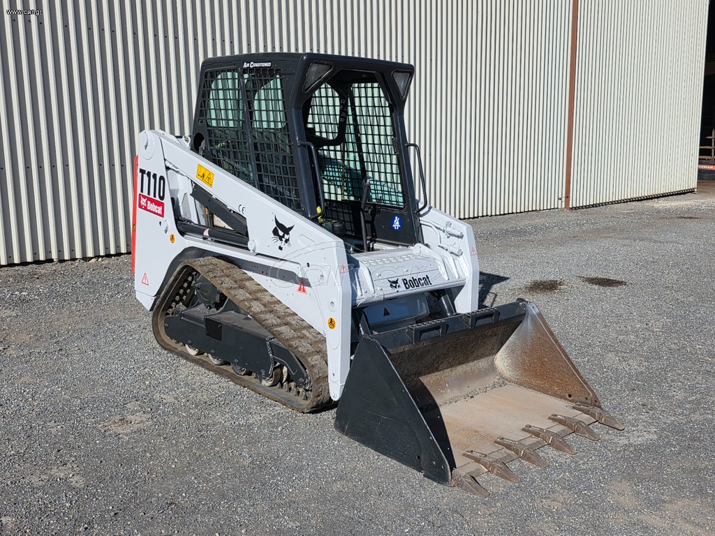Φορτωτάκι Bobcat 2014 T 110.  2700 ώρες!!!