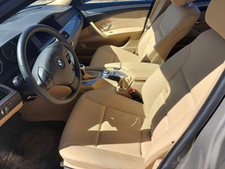 Bmw 520 2009 i-thumb-5