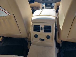 Bmw 520 2009 i-thumb-9