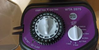 Προγραμματιστής Ποτίσματος Rainbird WTA 2875-thumb-1