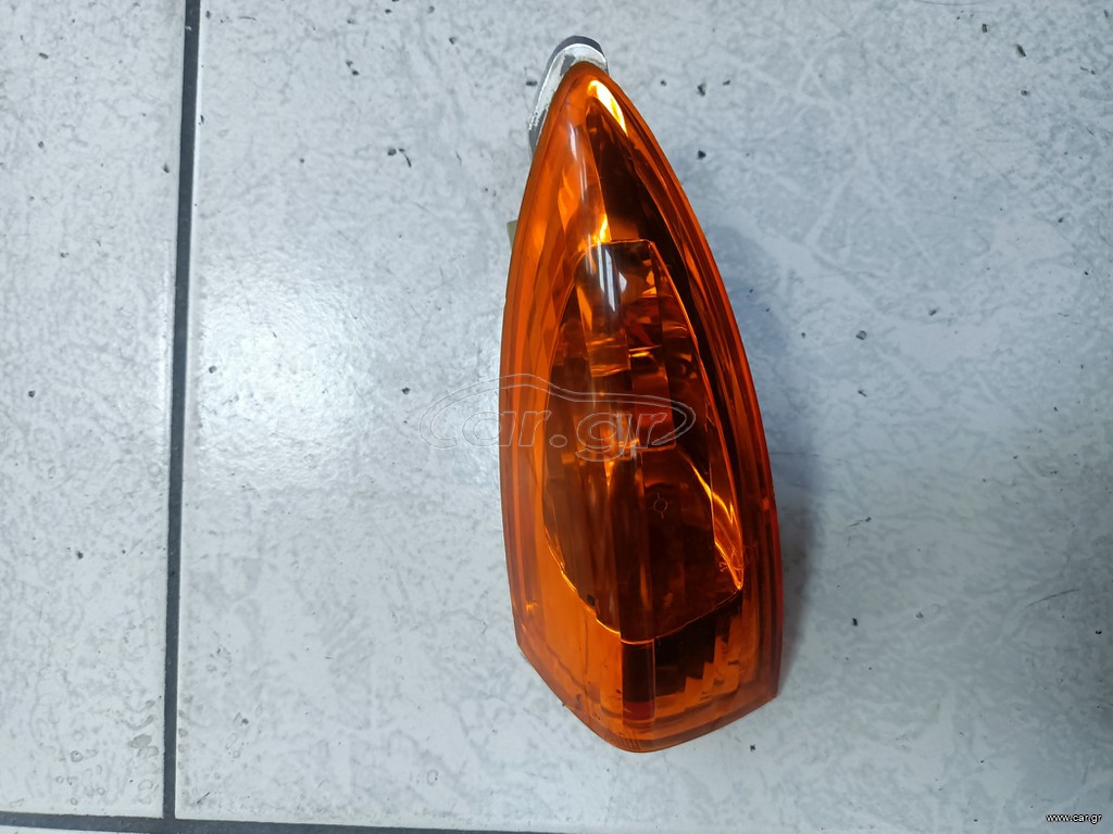 Piaggio fly πισω δεξι
