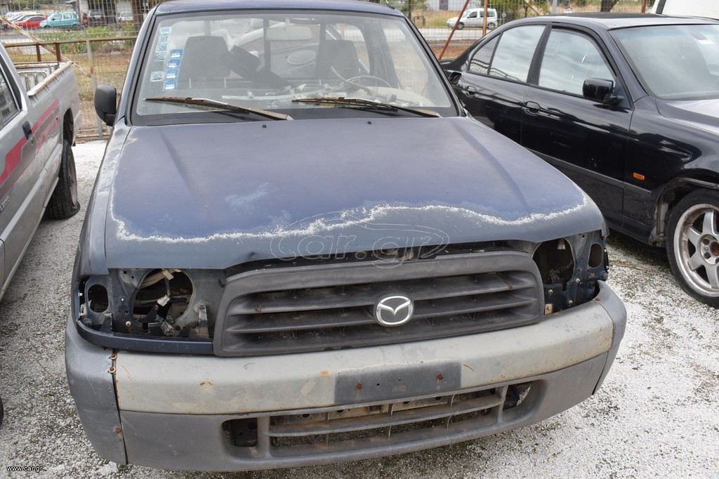 Mazda 2001