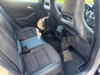 Mercedes-Benz GLA 180 2015 URBAN-thumb-13