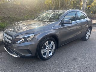Mercedes-Benz GLA 180 2015 URBAN