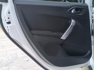 Peugeot 2008 2015 CROSSWAY GRIP CONTROL 130hp-thumb-52