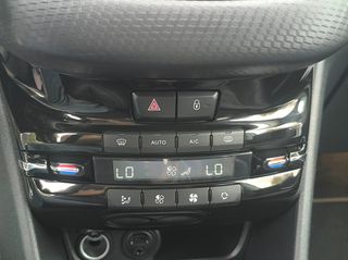 Peugeot 2008 2015 CROSSWAY GRIP CONTROL 130hp-thumb-44