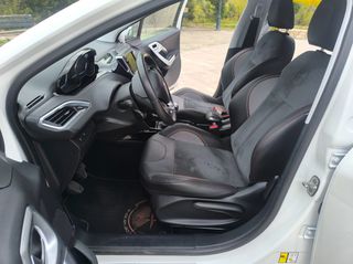 Peugeot 2008 2015 CROSSWAY GRIP CONTROL 130hp-thumb-28