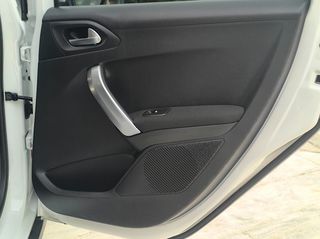 Peugeot 2008 2015 CROSSWAY GRIP CONTROL 130hp-thumb-53