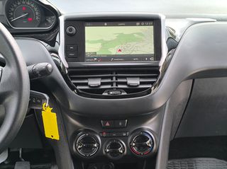 Peugeot 208 2020 1.5 DIESEL-thumb-39