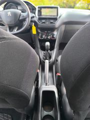 Peugeot 208 2020 1.5 DIESEL-thumb-42