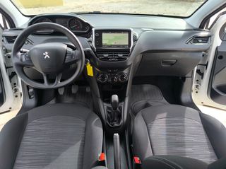 Peugeot 208 2020 1.5 DIESEL-thumb-34