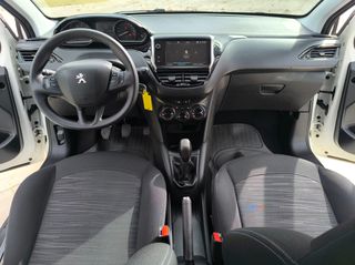 Peugeot 208 2020 1.5 DIESEL-thumb-41