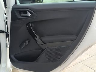 Peugeot 208 2020 1.5 DIESEL-thumb-49