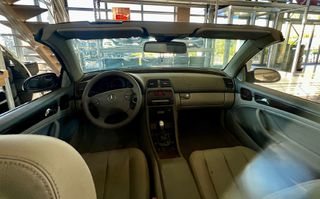 Mercedes-Benz CLK 200 2000-thumb-5