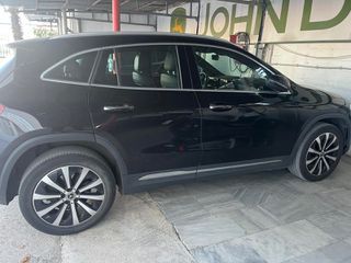 Mercedes-Benz GLA 220 2021 ΔΕΚΤΕΣ ΕΠΙΤΑΓΕΣ GLA 220d (H247) 190h PANORAMA NAVI DCT-thumb-4