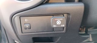 Mazda 2 2008-thumb-8