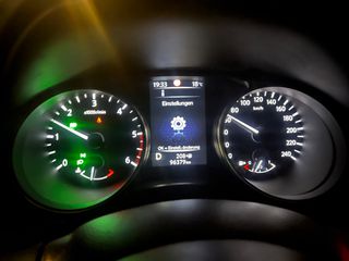 Nissan Qashqai 2017 TEKNA PLUS PANORAMA NAVI CAMERA 360-thumb-9
