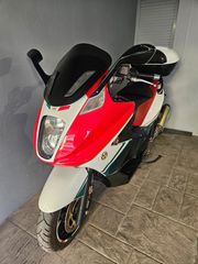 Gilera GP 800 2011 Italia edition-thumb-4